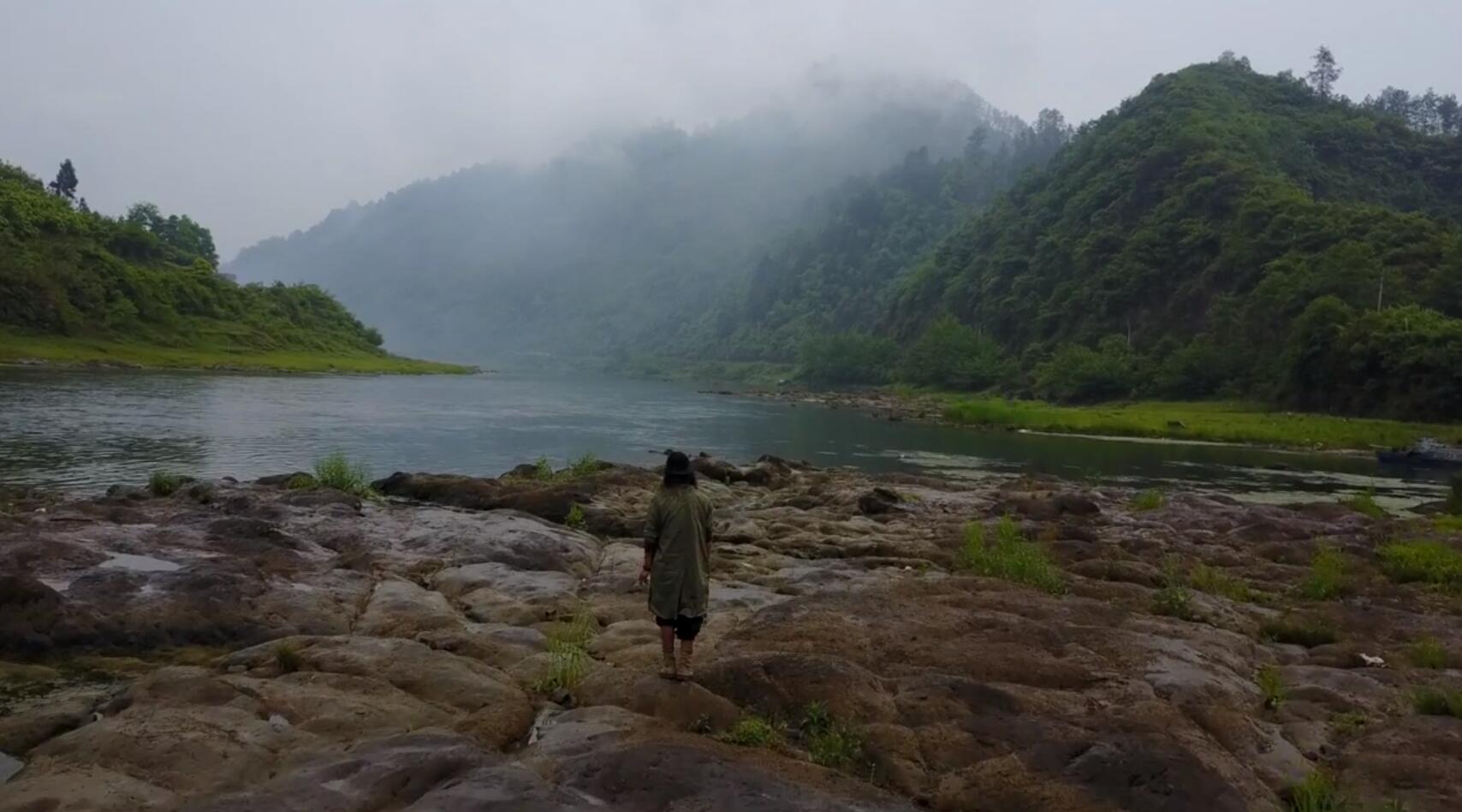 “米乐M6官方入口”平顶山学院大学生情系“空巢老人”关爱洒乡间(图4) m6最新官网